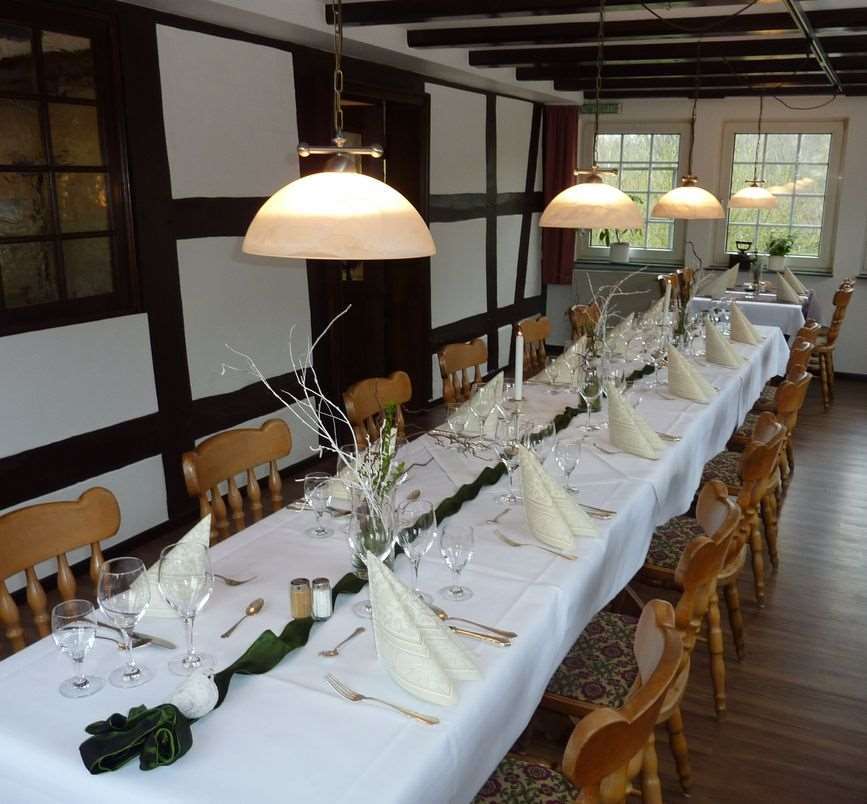 Akzent Zur Wasserburg - Garni Hotel Harpstedt
