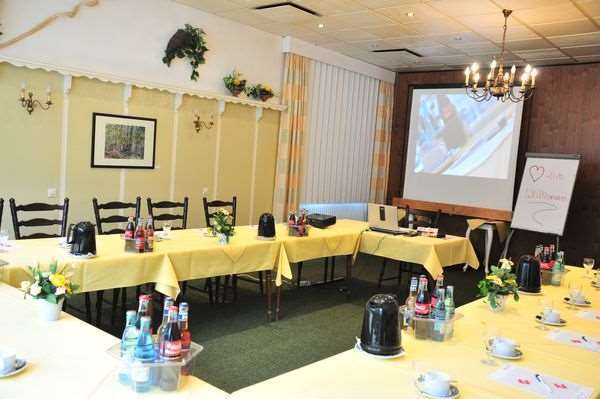 Hotel Akzent Zur Wasserburg - Garni Harpstedt